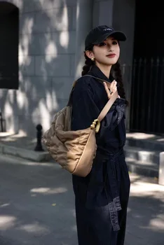 2023 Новая оригинальная дизайнерская персонализированная женская сумка через плечо из супер мягкой воловьей кожи, однотонная модная универсальная женская сумка